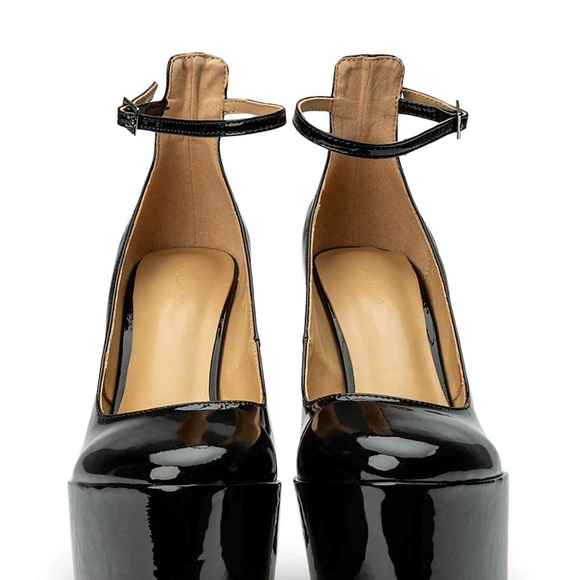 NEW Black Platform Ankle Strap Heels - Picture 2 of 11